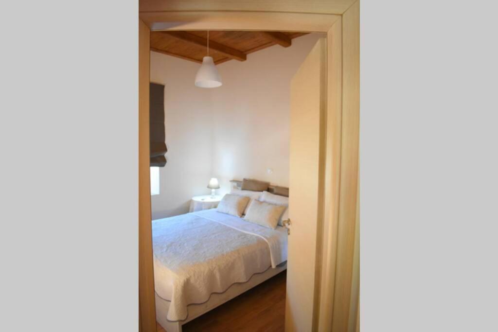 Taygetus Apartments Xirokampi Екстериор снимка