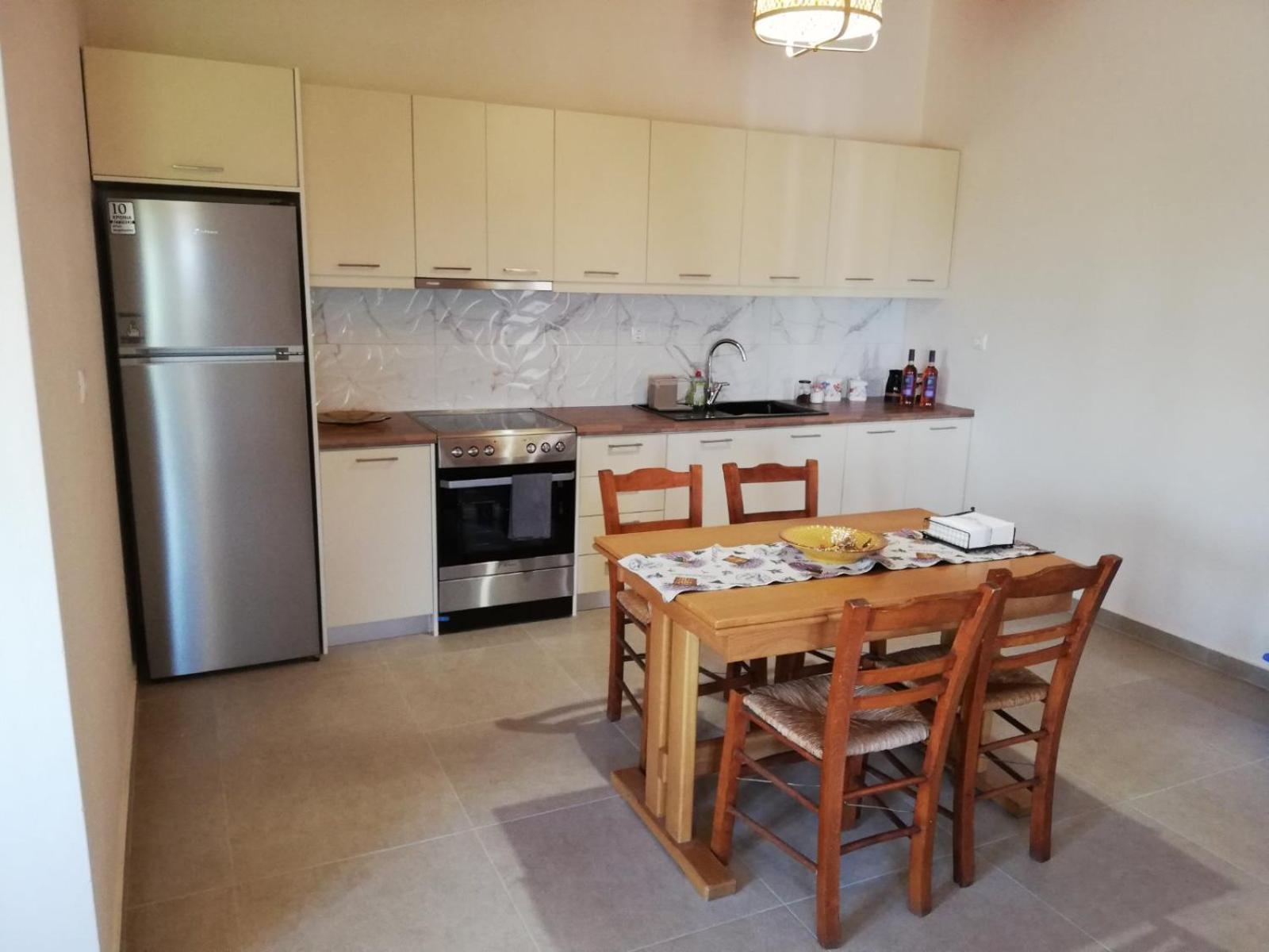 Taygetus Apartments Xirokampi Екстериор снимка
